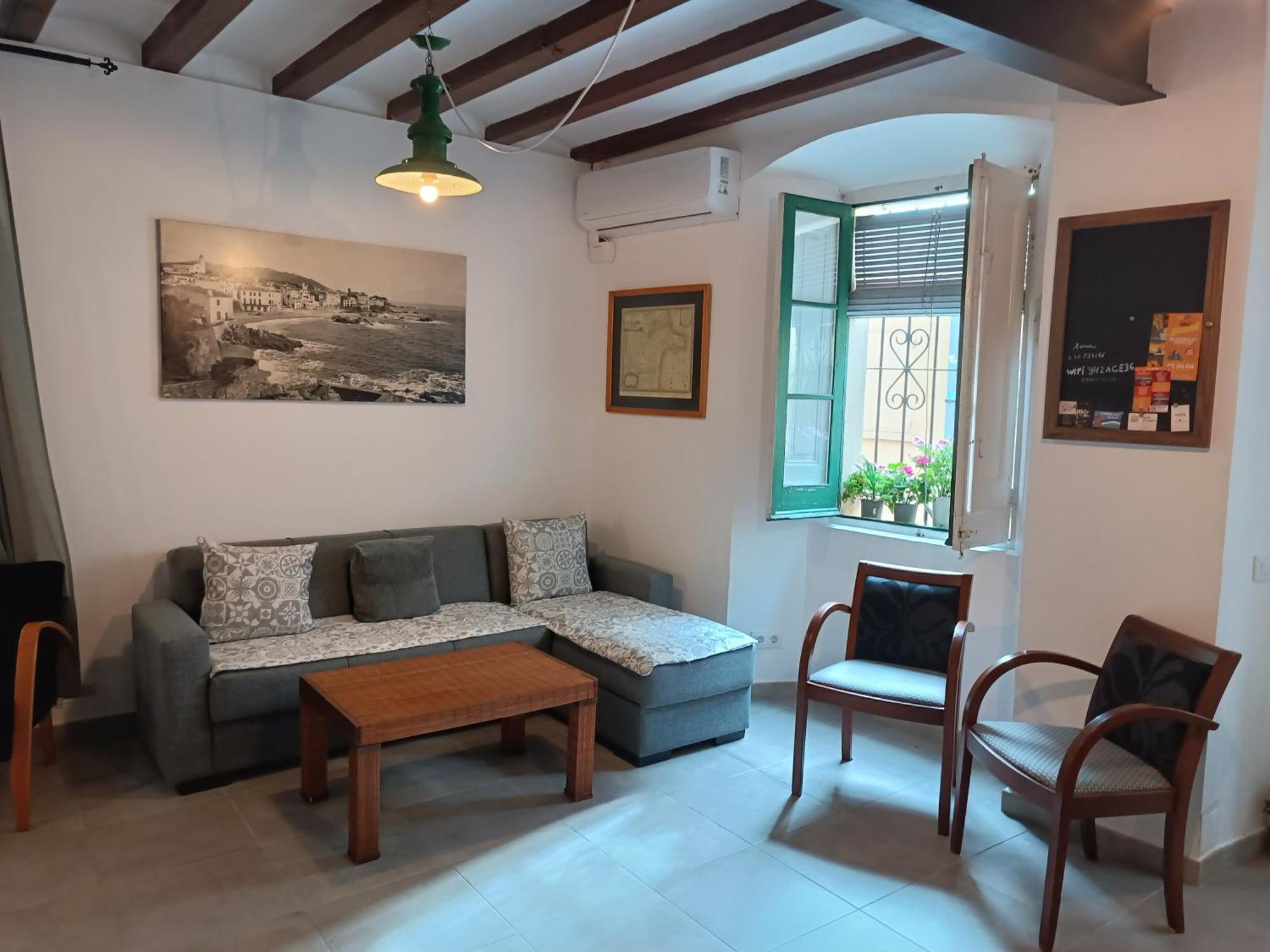 Can Boni Palamos Luaran gambar